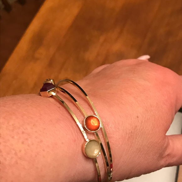 Gorgeous Lane Bryant triple gold tone bracelets❤️ - Picture 5 of 7